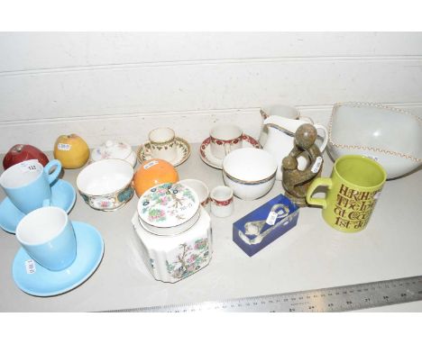 Mixed Lot: Various assorted tea wares, ceramic fruit etc