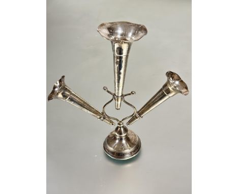 A Edwardian Birmingham silver triple table flower epergne&nbsp; with trumpet shaped holders raised on scrolling open holder a