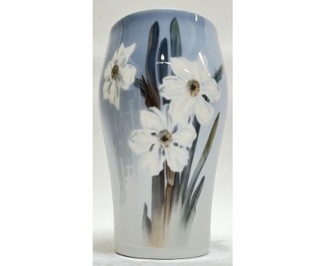 A Royal Copenhagen porcelain vase decorated with daffodils (marked verso, h- 21.cm)