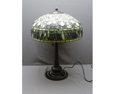 TIFFANY STYLE MODERN TABLE LAMP &amp; SHADE, 66cms approx H E/T