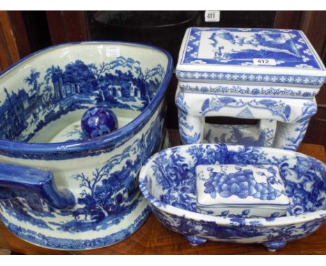 Reproduction blue and white china foot bath, jardiniere stand, flower trough and other blue and white items 