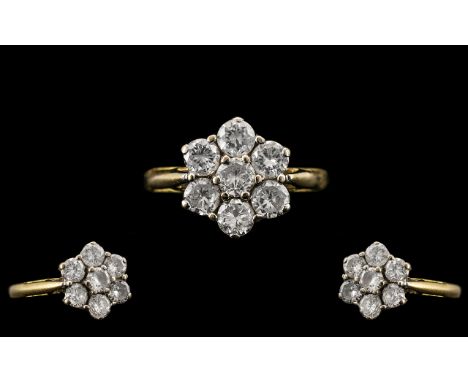 18ct Gold Attractive Diamond Set Cluster Ring - Flower head Design. Hallmark London 1990 and 750 - 18ct. All 7 Round Brillian