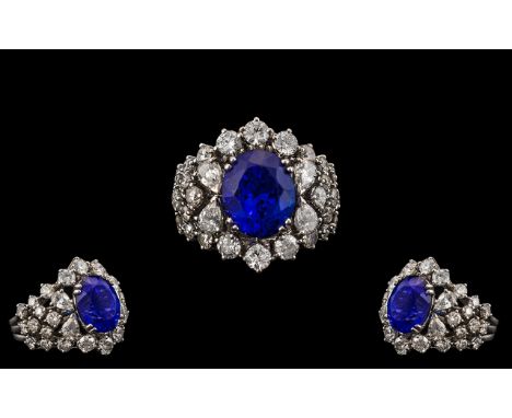 Leo Pizzo Signed Stunning and Exquisite 18ct White Gold Tanzanite and Diamond Set Cluster Ring with full hallmark for 750 to 