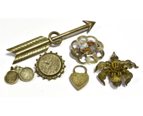 ANTIQUE STERLING SILVER ITEMS  To include a 12.3cm long silver arrow kilt pin, Victorian silver engraved brooch, carnelian he