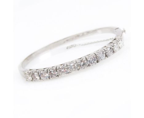 Vintage Approx. 4.0 Carat Round Brilliant Cut Diamond and 14 Karat White Gold Cuff Bangle Bracelet. Diamonds F-G color, SI1-S