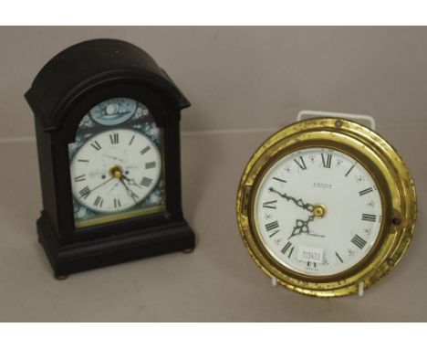 Vintage brass cased Keinzle automatic marine clock marked to dial "Venturer." Untested.  Diameter 15cm approx (case); togethe