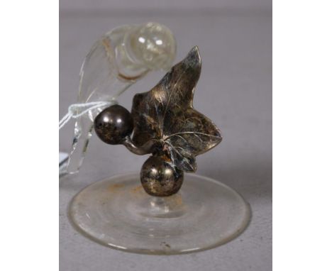 Vintage silver & glass bird figure glass bird on silver leaf. Height 7cm approx.