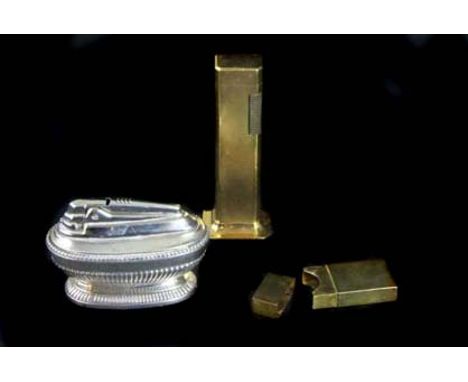 A vintage 9ct gold plated Dunhill 'Tallboy' Rollagas table lighter, Marked Dunhill Tallboy, Made in England to the base, 10cm