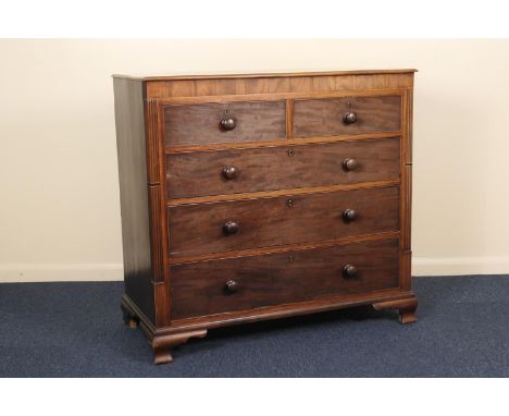 Late George III mahogany chest of drawers, circa 1820, fitted with two short and three long graduating drawers with turned wo