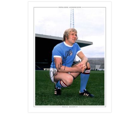 Autographed FRANCIS LEE 16 x 12 Edition : Manchester City centre-forward FRANCIS LEE strikes a superb full length pose for ph