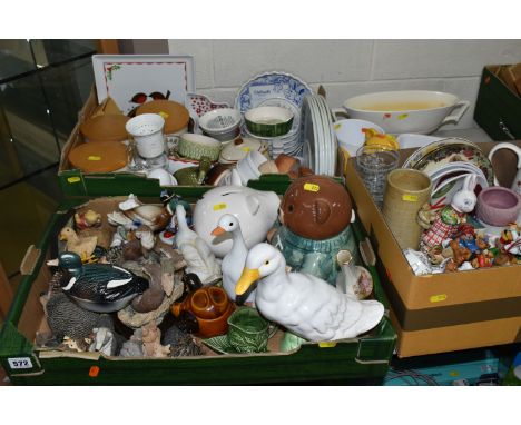 THREE BOXES AND LOOSE CERAMIC ORNAMENTS AND KITCHENWARE to include seven JAJ Pyrex Chelsea oval shaped plates, four escargot 