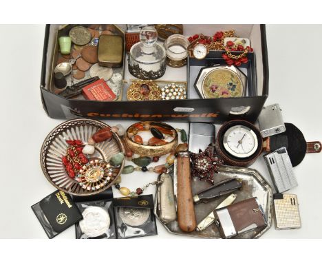 A BOX OF ASSORTED ITEMS, to include a silver bonbon dish with pierced rim, hallmarked Birmingham, rubbed makers mark, approxi