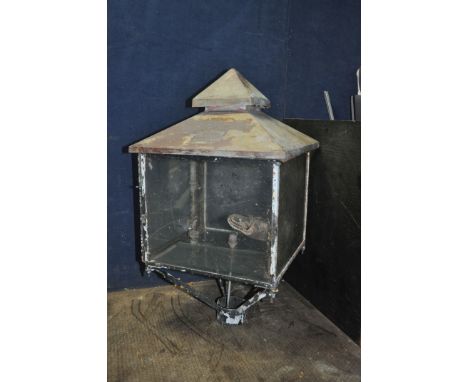 A VINTAGE 'PARKINSON' No 8959 CONVERTED GAS LANTERN with steel frame, copper double pitched top (some denting to top), five g