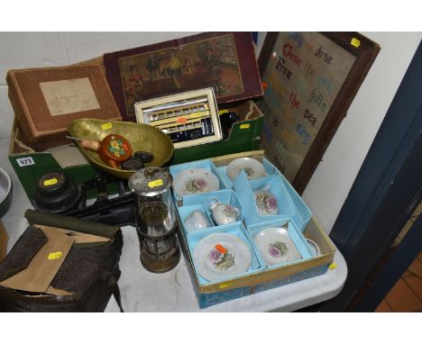 ONE BOX AND LOOSE MISCELLANEOUS ITEMS to include a boxed vintage table top table tennis set, two vintage wooden jigsaw puzzle