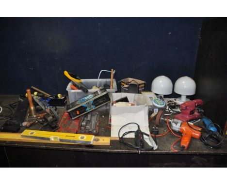 A COLLECTION OF HAND AND POWER TOOLS including a Dremel Multi rotary tool, a Ryobi power chisel, a Power Devil sander (all PA