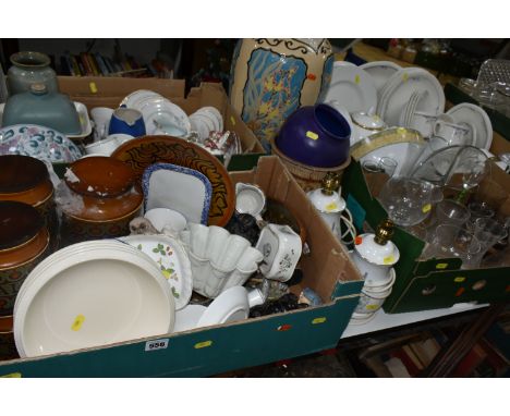FIVE BOXES AND LOOSE CERAMICS AND GLASS HOMEWARE, to include large oriental vase height 57cm, a pair of Aynsley table lamps '