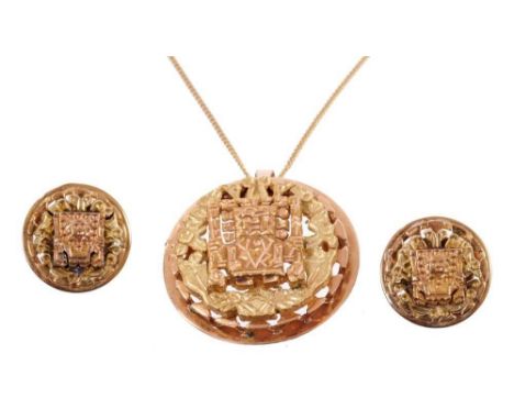 1950s Peruvian 18ct two-colour gold brooch and earrings with Inca design, in original box.Condition report: Gross weight appr