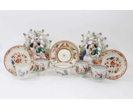 Small collection of 18th and 19th century English ceramics, including a Worcester cup, three chinoiserie pearlware cups, a pa