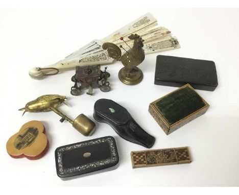 Sundry works of vertu to include 19th century French pressed horn snuff box, novelty measuring tape dispenser in the form of 