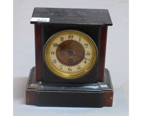 An early 20th century French slate mantel clock, H. 20cm