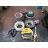 Quantity of parcel tape