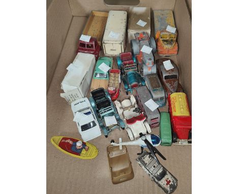 A selection of mixed vintage diecast vehicles, Dinky etc 