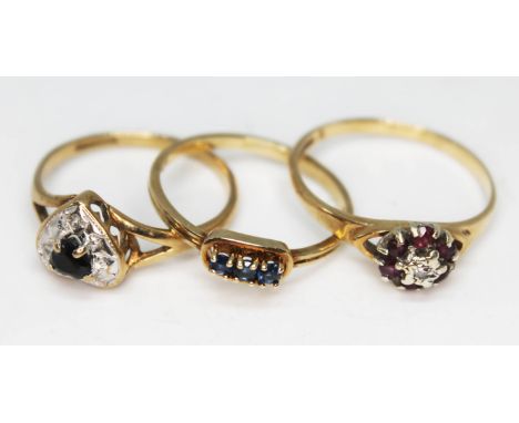 A group of three cluster rings, various stones including diamond, various marks, gross wt. 4.4g, sizes ranging from M-O.  