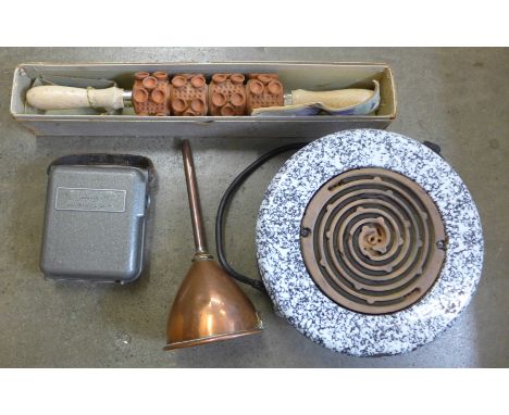 A Cowley automatic level, a Punkt-Roller, boxed, a copper funnel and a ring hot plate **PLEASE NOTE THIS LOT IS NOT ELIGIBLE 