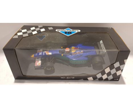 Minichamps, a boxed and Signed 1:18 Scale 180960014 Sauber Ford Zetec C15 J Herbert Formular One Racing Car. Signed by J Herb
