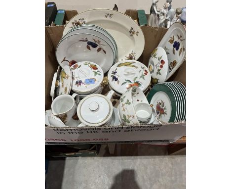 A box of Royal Worcester ceramics