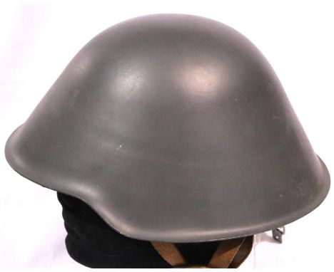 Soviet Russian steel helmet with leather liner. P&amp;P Group 2 (£18+VAT for the first lot and £3+VAT for subsequent lots) 