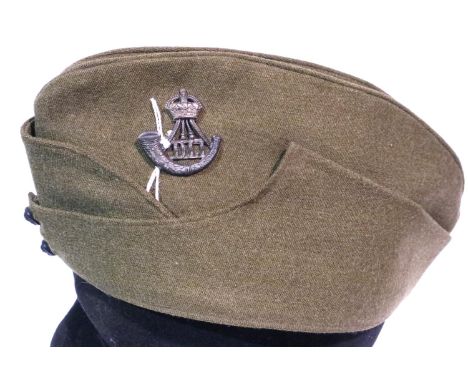 Durham Light Infantry WWII Officers side cap. P&amp;P Group 2 (£18+VAT for the first lot and £3+VAT for subsequent lots) 