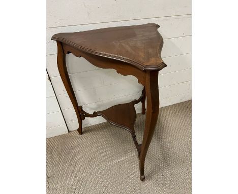 A triform mahogany side table with shelf under (H72cm)