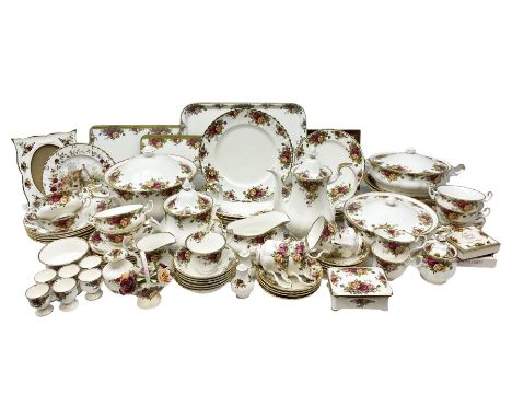 Royal Albert Old Country Roses pattern part tea and dinner service, to include seven dinner plates, five smaller plates, lidd