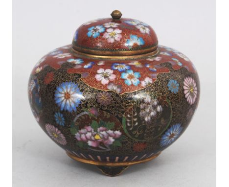 A GOOD QUALITY JAPANESE MEIJI PERIOD CLOISONNE TRIPOD KORO &amp; COVER, decorated with a variety of roundels and kiku flowerh