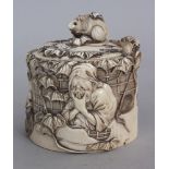 ANOTHER GOOD QUALITY JAPANESE MEIJI PERIOD IVORY BOX & COVER, weighing approx. 260gm, the sides well