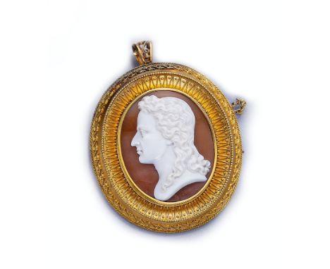 18 kt Gold Anhänger/Brosche mit Muschelkamee, süddt. 1830-1840,   GG 750/000, klassizistische Darstellung Friedrich Schillers