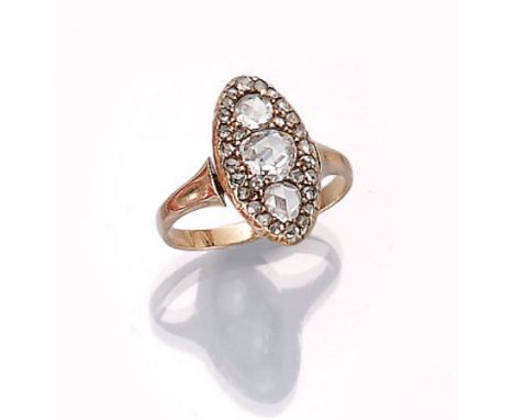 14 kt Gold Ring mit Diamanten,   GG 585/000 gepr., um 1890, ovaler Ringkopf bes. mit insg.31 Diamantrosen zus. ca. 1.0 ct Wei
