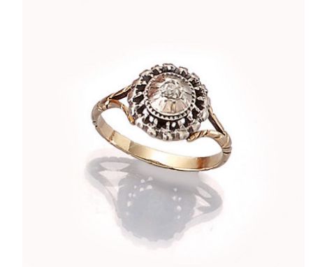 14 kt Gold Ring mit Diamant,   GG 585/000 (gepr.), um 1900, Ringkopf aus älterem Zusammenhang, Silber, mit einer Diamantrose,