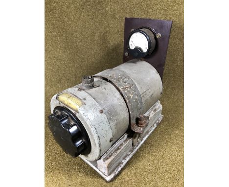 A British army Wireless Set No 19 Aerial Variometer