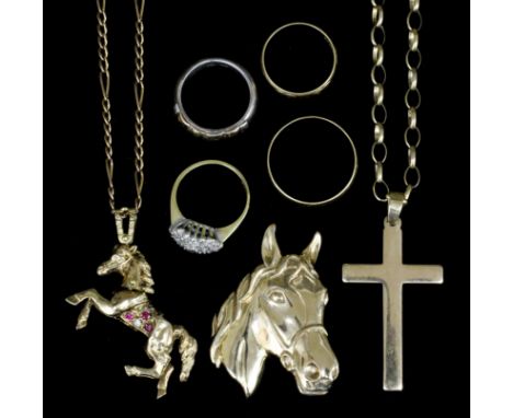 A mixed quantity of 9ct gold (gross weight 63 grammes), three 18ct gold wedding bands (gross weight 15 grms) and a modern 18c