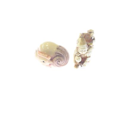 Japanese ivory netsuke, signed chicken and a vintage marcasite compact (3)