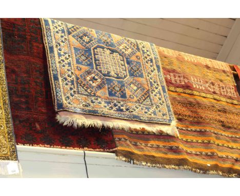 Traditional patterned carpet 2.70 x 1.85, handmade rug 3.80 x 1.28 and Turkish rug 1.45 x 0.90 (3)