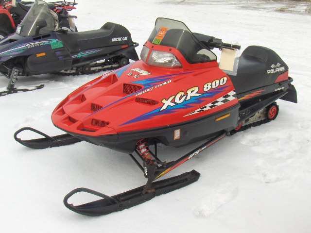 1999 POLARIS 800 800 XCR 4XAAB8AS4XC078293 Snowmobile, owner started at ...