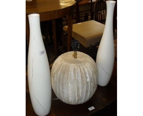 A modern table lamp of bulbous form, having ripple style decoration together with two modern shabby-chic wooden vases.
