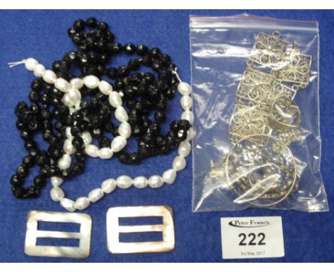 Bag of assorted jewellery items to include: assorted beads; belt buckles; sterling silver and white metal jewellery to includ