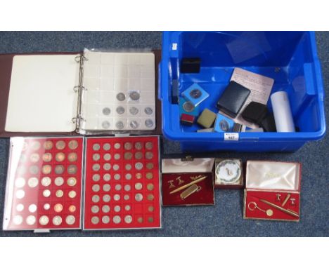 Box of assorted, predominantly coins, to  include: GB and USA; brown coin album; various pen cased sets; cased crowns; cuff l