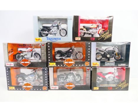 Maisto - 8 x boxed motorcycle models in 1/18 scale including Munch Mammut 2000, Moto Guzzi V10 Centauro, Honda F6C, Harley Da