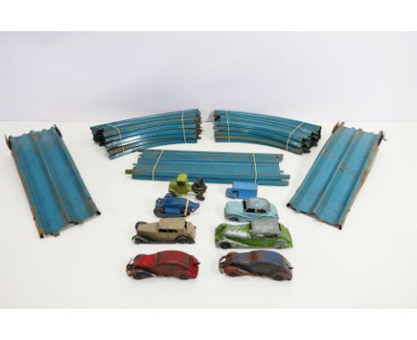 Marx - Johillco - Crescent - Dinky - A clockwork tinplate set and 6 x diecast cars, includes 2 x clockwork cars on a blue tin