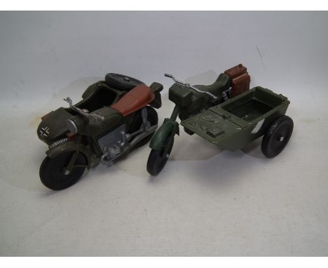 Cherilea - Action Man - 2 x unboxed military motorcycle and sidecars, one by Cherilea, the other is unmarked. They appear in 